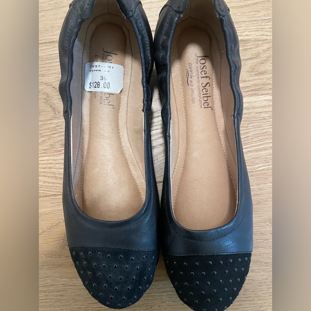 Josef Seibel Black Leather ballet flats